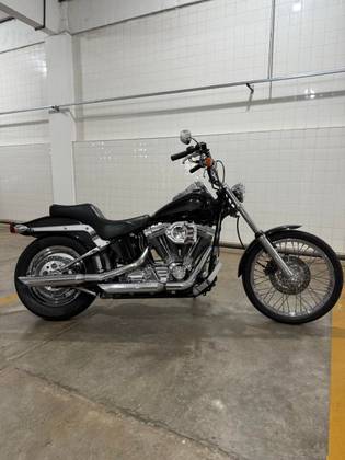 HARLEY-DAVIDSON SOFTAIL STANDARD 